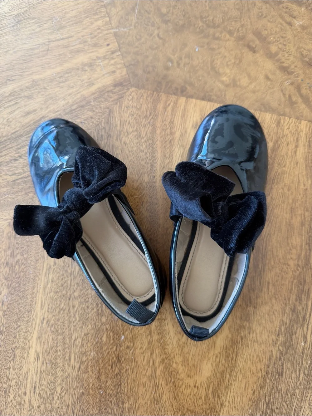H&M size 27 Patent Black Velvet Bow Flats
